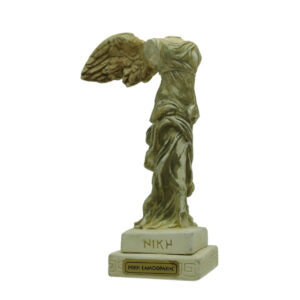 Winged Nike Victory of Samothrace Statue (Νίκη της Σαμοθράκης)
